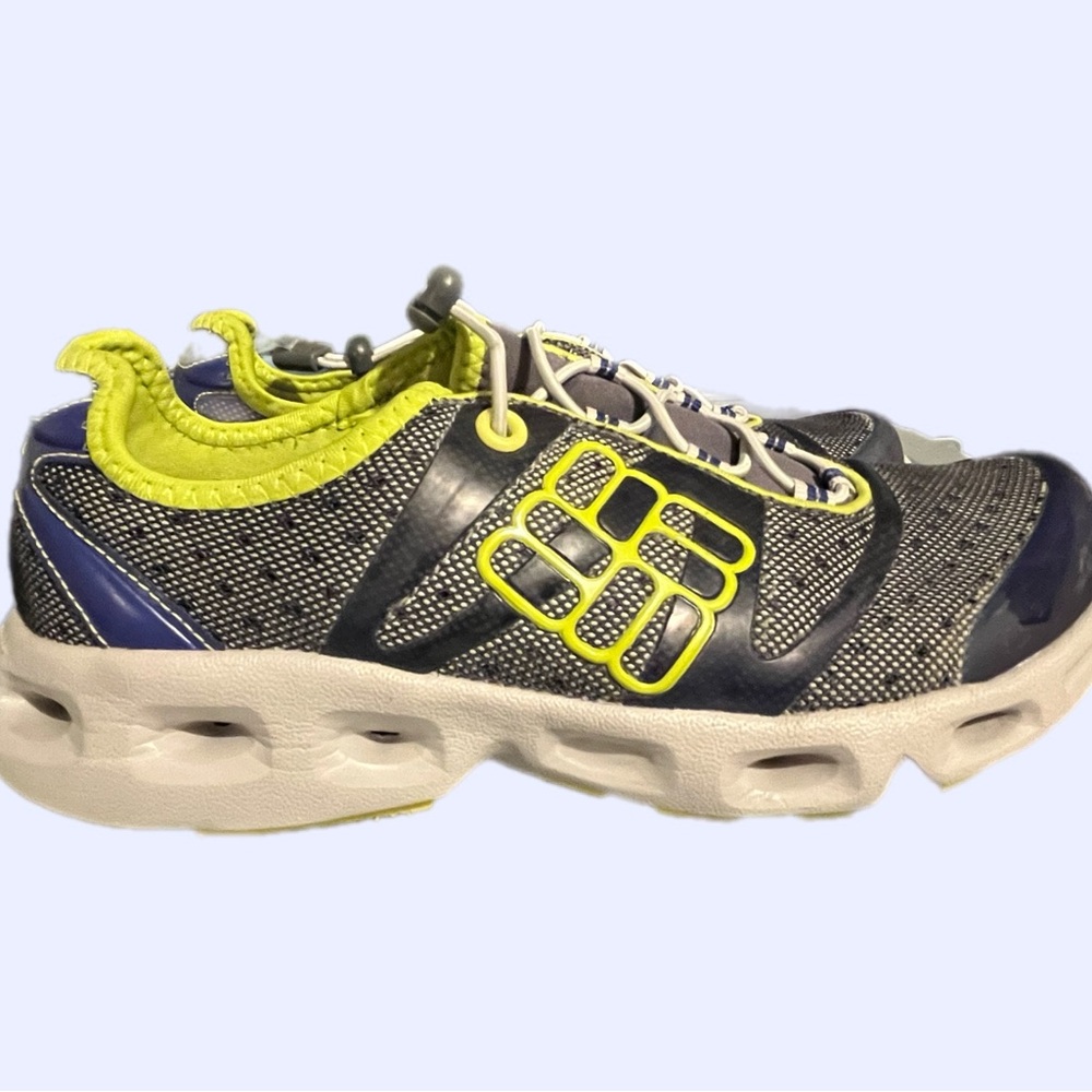 NIB Ladies Columbia Blue and Yellow Waterproof Athletic Shoes